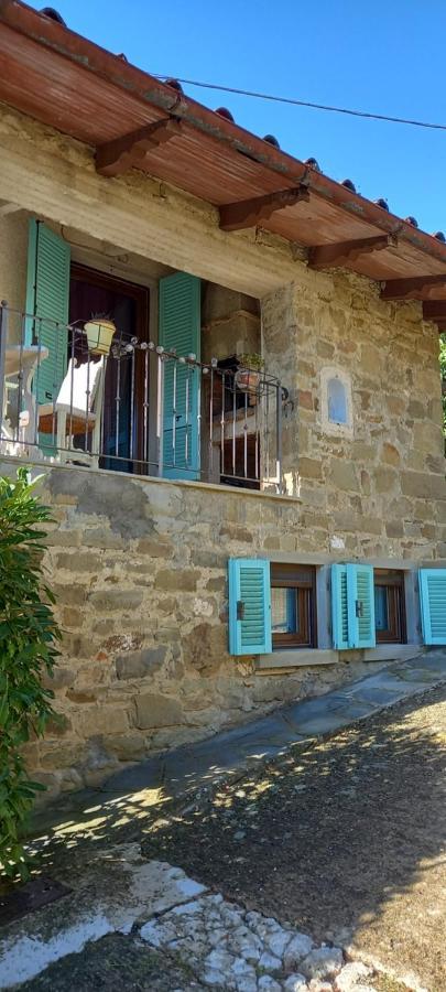 Al Casale Da Rossana Vila Santo Bagnena Exterior foto